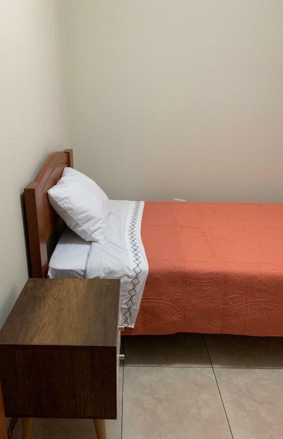 Chaglla Airport Bed & Breakfast Callao Exterior foto