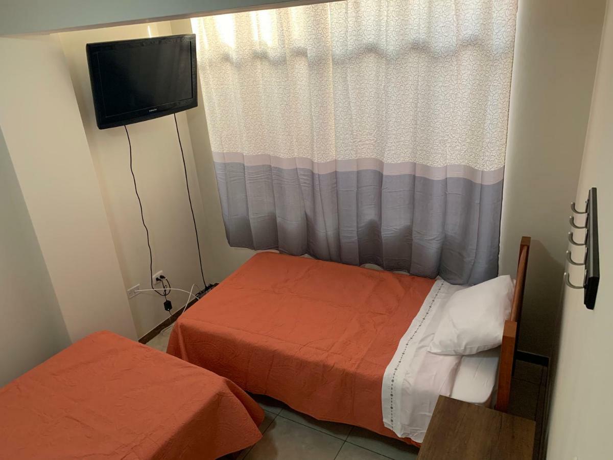 Chaglla Airport Bed & Breakfast Callao Exterior foto